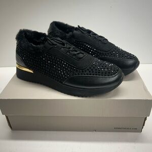 Kenneth Cole Black Cari Cozy Sneakers with Fur and Gold Accent Size 7M